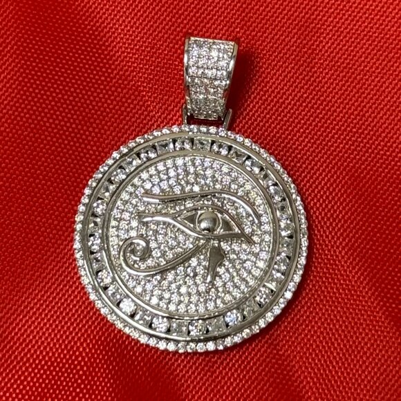 Eye of Horus Pendant – 925 Sterling Silver – AAA Cubic Zirconia – Brand New - Picture 2 of 3